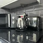 Stylish Apartment *