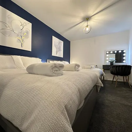 Stylish Leeds (West Yorkshire)