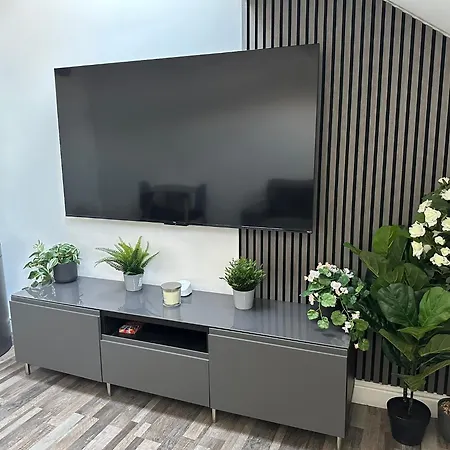 Stylish Leeds (West Yorkshire)